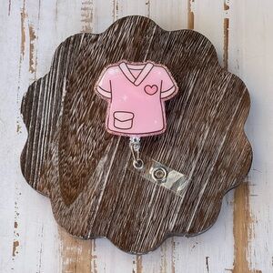 Scrub Top Badge Reel Holder